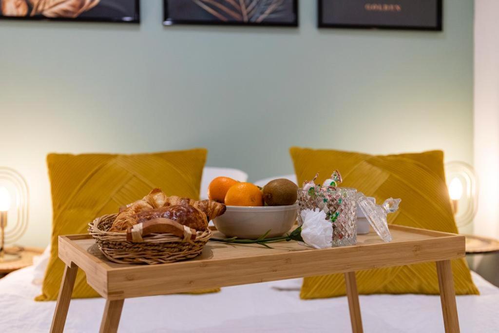 Studio Cosy Au Coeur De L'Ecusson - Arenes A 2 Min Nîmes Eksteriør bilde