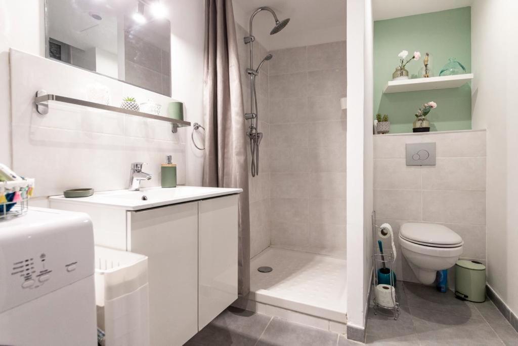 Studio Cosy Au Coeur De L'Ecusson - Arenes A 2 Min Nîmes Eksteriør bilde